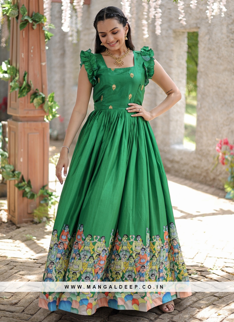 Onam Special White Gown With Green Dupatta – FOURMATCHING
