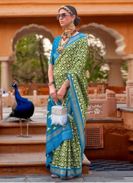 Exciting Silk Foil Print Classic Saree