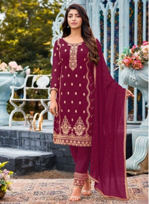 Exotic Faux Georgette Thread Trendy Salwar Kameez