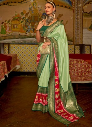 Extraordinary Patola Silk  Designer Saree