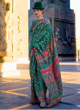 Eye-Catchy Green Organza Contemporary Saree