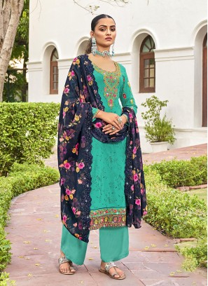 Fabulous Georgette Party Trendy Salwar Kameez