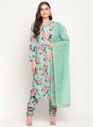 Fantastic Crepe Silk Churidar Salwar Suit