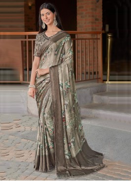 Fascinating Border Reception Designer Saree