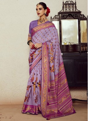 Fashionable Brasso Weaving Lavender Classic Saree