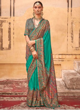 Fashionable Rama Paisley Print Contemporary Saree