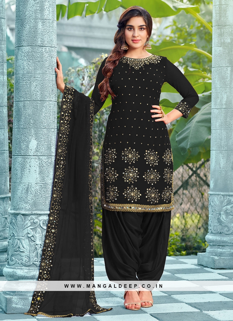 Colour Combination with Black Salwar || College wear Suit Designs For Girls  || Punjabi Suit Designs - YouTube