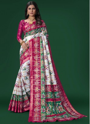 Flamboyant Rani Patola Print Trendy Saree