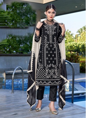 Georgette Embroidered Black Trendy Salwar Kameez