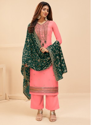 Georgette Pakistani Straight Salwar Kameez in Pink