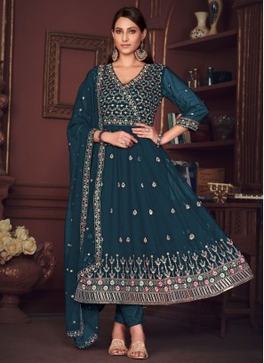 Georgette Trendy Salwar Kameez in Morpeach 