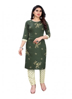 Green Color Cotton Printed Kurti With Pant