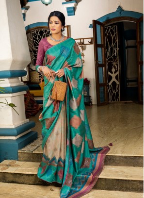 Green Color Silk Saree For Festive