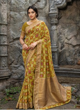 Green Color Silk Saree For Women