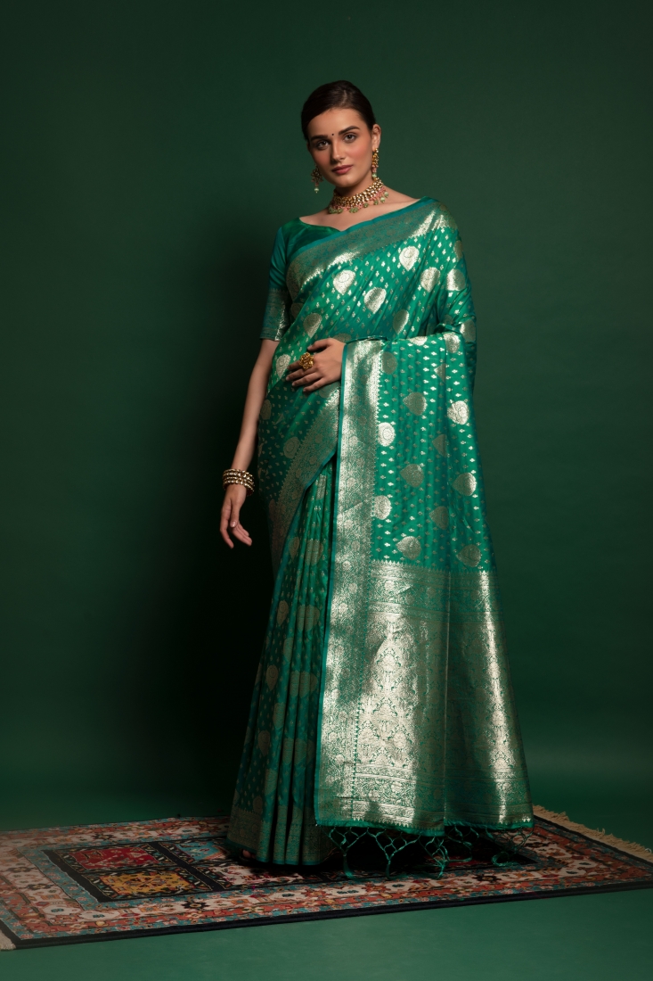 Green Color Wedding Wear Heavy Wevon Design Saree