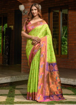 Green Jacquard Work Banarasi Silk Classic Saree