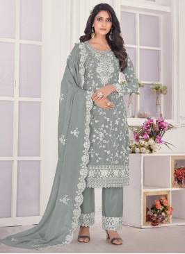 Grey Color Pakistani Salwar Kameez