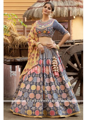 Handcrafted Georgette Ensemble with Vibrant Resham Embroidery