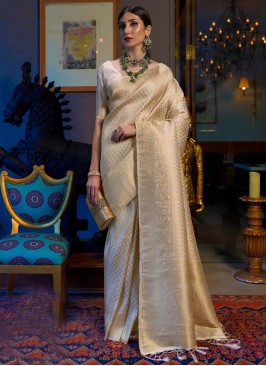 Handloom silk Beige Weaving Designer Traditional Saree