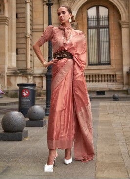 Handloom silk Classic Saree in Brown