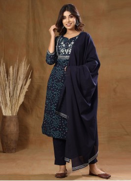 Haute Trendy Salwar Kameez For Festival