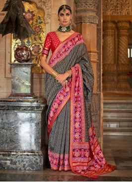 Haute Weaving Festival Classic Saree