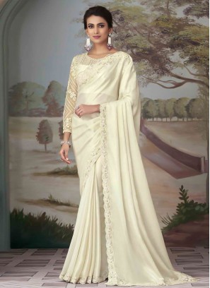 Immaculate Border Festival Trendy Saree
