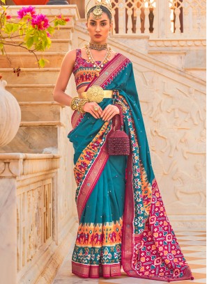 Immaculate Patola Print Saree