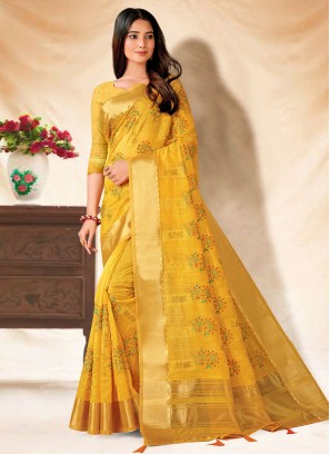 Impeccable Banarasi Silk Yellow Contemporary Saree
