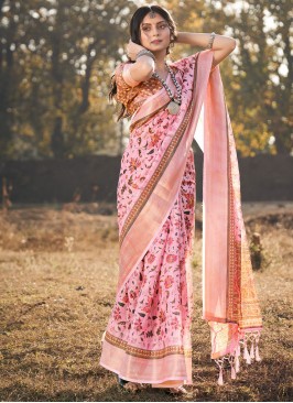Impeccable Cotton Weaving Pink Classic Saree