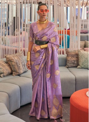 Imposing Lavender Zari Saree