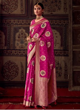 Incredible Rani Weaving Georgette Trendy Saree