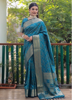 Innovative Contemporary Style Saree For Sangeet