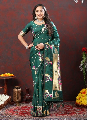 Innovative Silk Weaving Trendy Saree