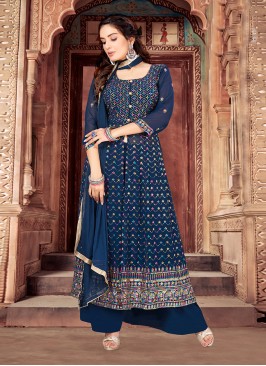 Intricate Salwar Kameez For Ceremonial