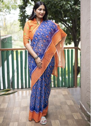 Intrinsic Blue Digital Print Cotton Classic Saree