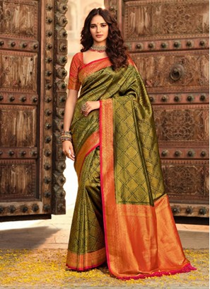 Kanjivaram Silk Woven Green Saree