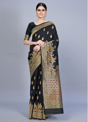 Lovable Woven Banarasi Silk Saree