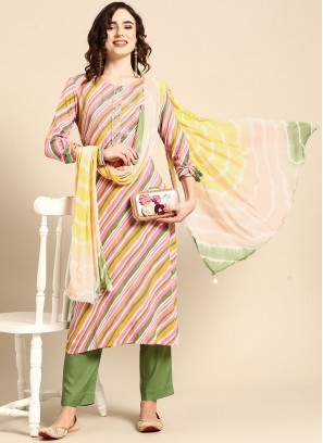 Lovely Printed Salwar Suit