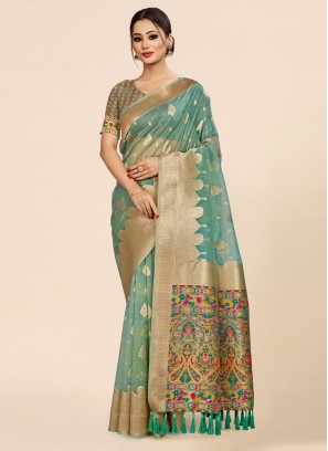 Lovely Weaving Organza Classic Saree