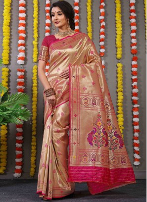 Magnetize Banarasi Silk Rani Weaving Saree
