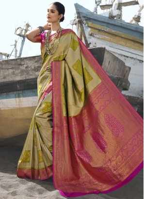 Majestic Sea Green Weaving Silk Trendy Saree