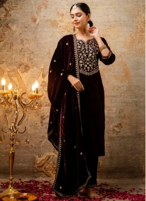 Maroon Color Trendy Salwar Kameez