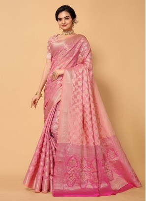 Masterly Traditional Saree For Festival