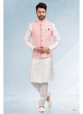 Men's Peach Ethnic Motifs Kurta & Pyjamas With Nehru Jacket