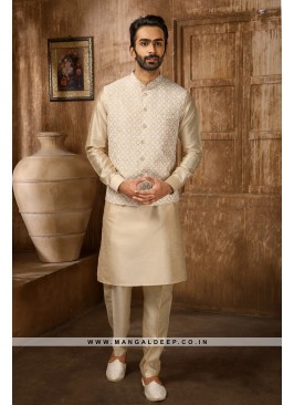 Men's Light Gold Ethnic Motifs Kurta with Pyjamas 