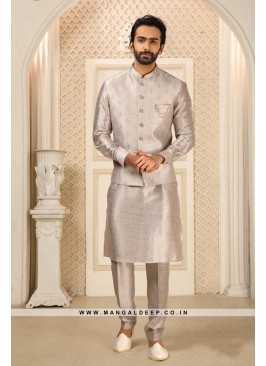 Men's Grey Ethnic Motifs Kurta with Pyjamas & Nehru Jacket