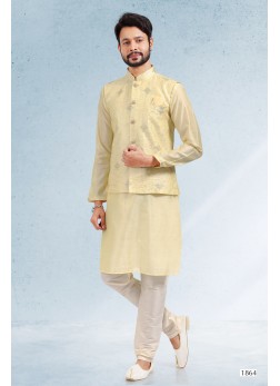 Men's Yellow Ethnic Motifs Kurta & Pyjamas With Ne