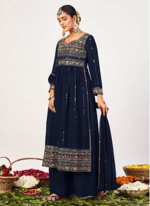 Mesmeric Embroidered Navy Blue Designer Salwar Suit 