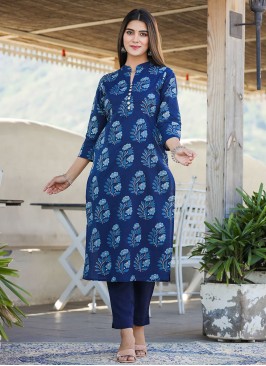 Mesmeric Printed Party Wear Kurti